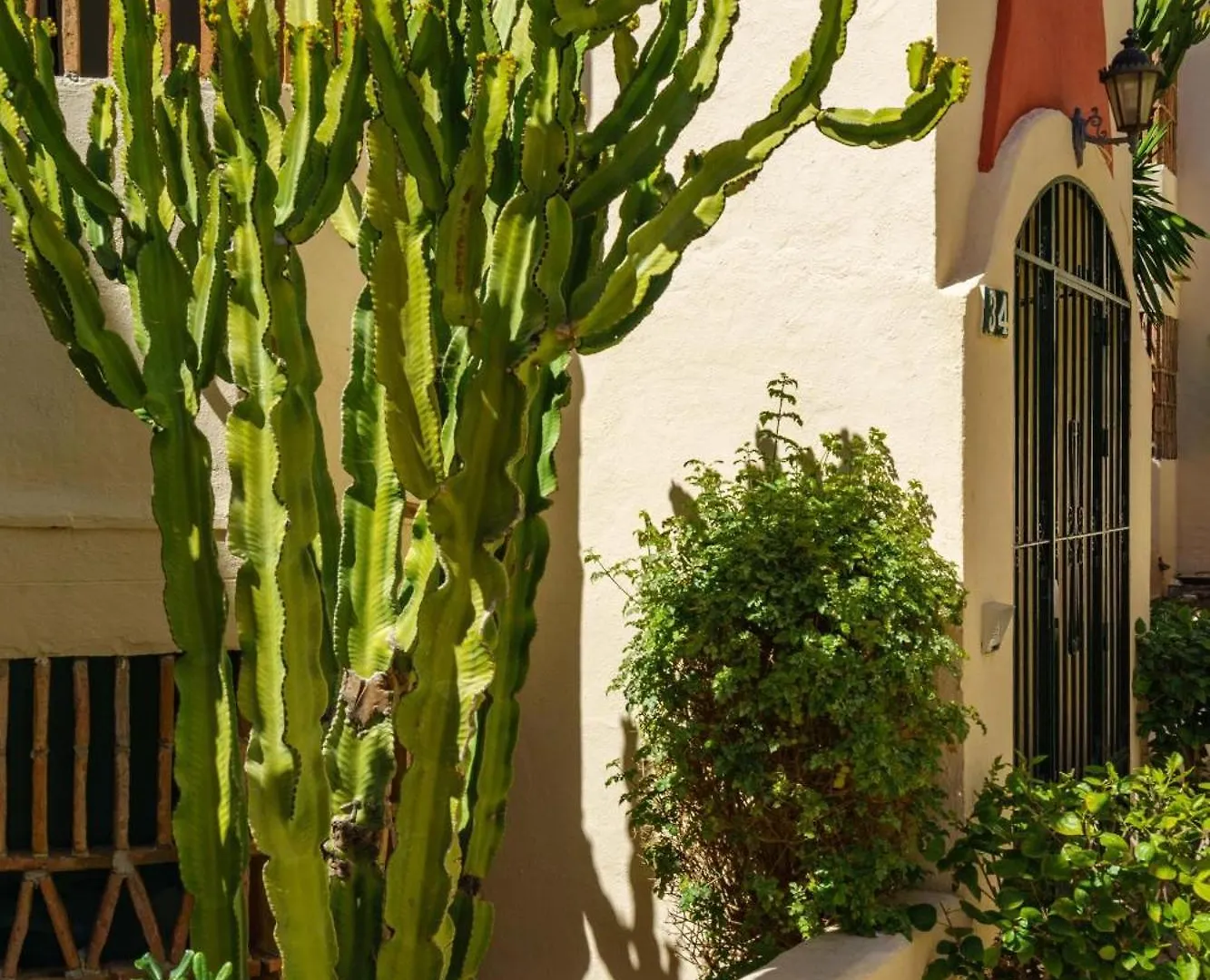 Riviera Gem: Stunning Sea View Terrace Apartment Mijas
